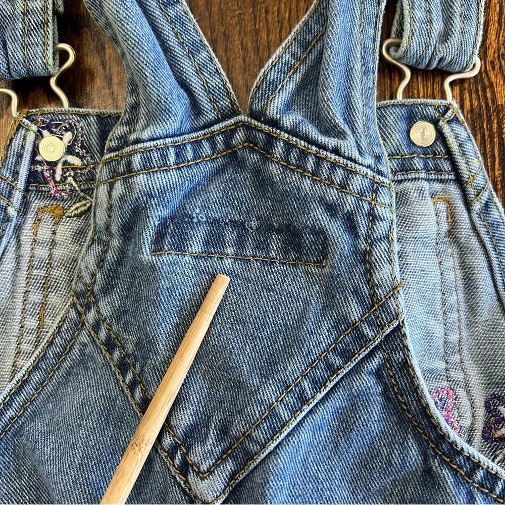 Vintage Y2K Gasoline Girls Bib Overalls Size Large Denim Jeans Flower Power